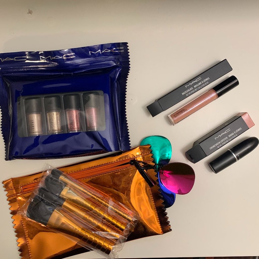 MAC cosmetics holiday gift bundle - NWT